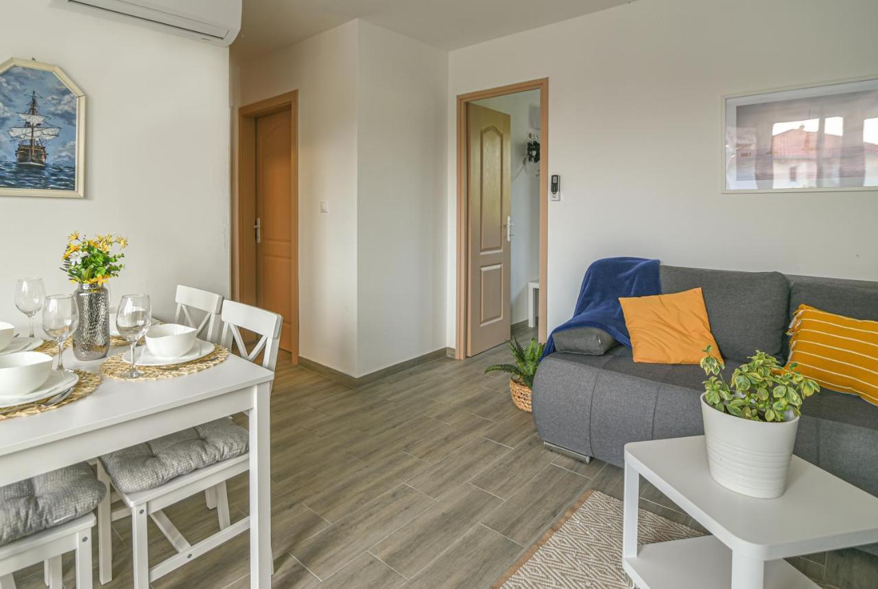 Happy Apartments Balatonlelle Exterior photo